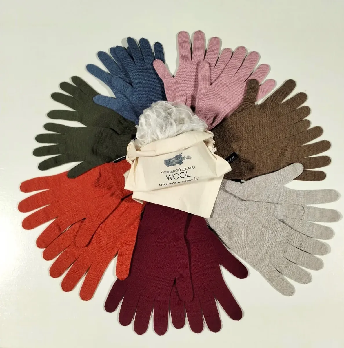 Kingscote Glove