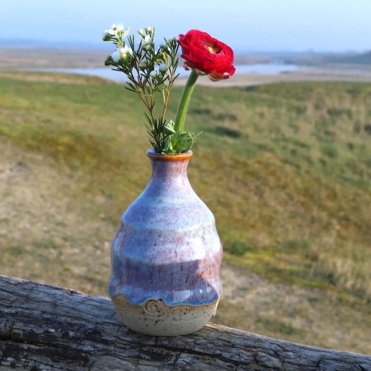Keramisch handgemaakt vaasje One Flower, Sunrise
